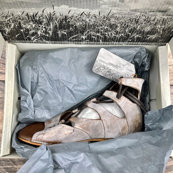 NIB Roan Bed Stu Winnie 7 37 Lace Up Gladiator Distressed Leather Sandal Taupe - Picture 9 of 11